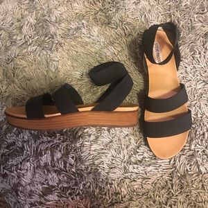 Steve Madden sandals
